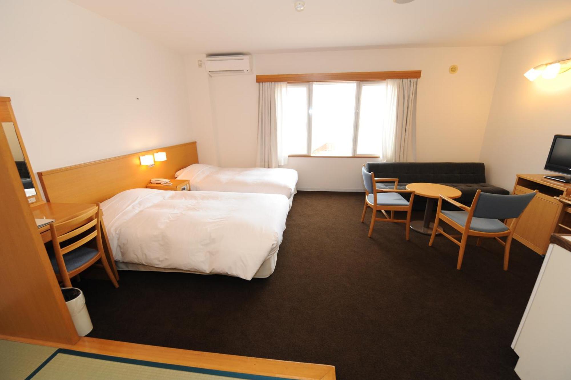 Hotel Familio Tateyama Tateyama  Bilik gambar